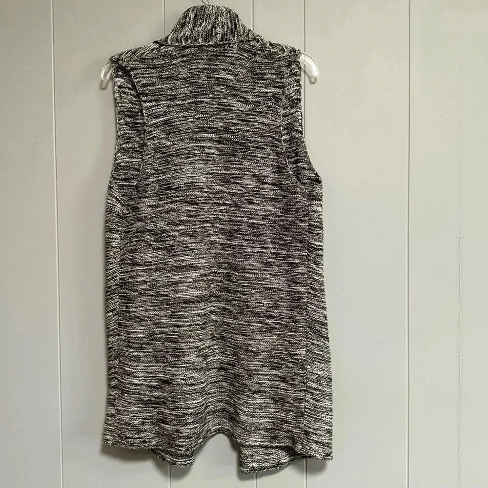 GAP Black and White Marled Textured Long Sweater Vest 100% Cotton Size Small